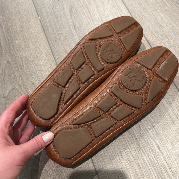 Michael Kors Brown Leather Flats with Signature MK Logo Size 7.5 - Picture 6 of 7
